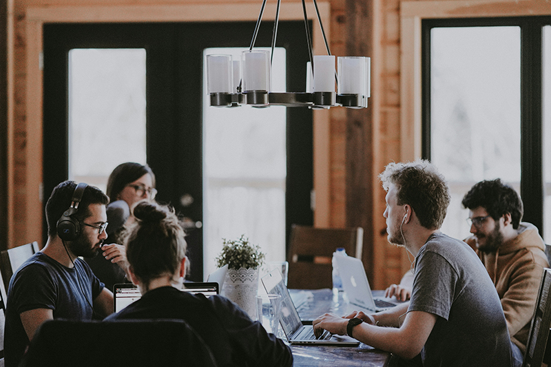 The Complete Guide to Choosing Annual Leave Software in 2025: 6 Essential Features Your Business Needs