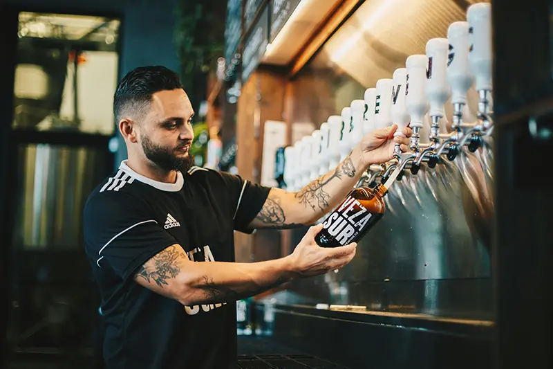 Seasonal Leave Planning: Retail & Hospitality Guide